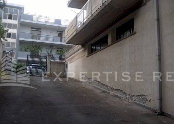 Foto 3 - Warehouse Via Passo Gravina
184 A, Catania - photo 3