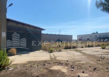 Foto 2 - Capannone contrada targia
 
48, Siracusa - foto 2