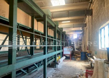 Foto 13 - Capannone contrada targia
 
48, Siracusa - foto 13