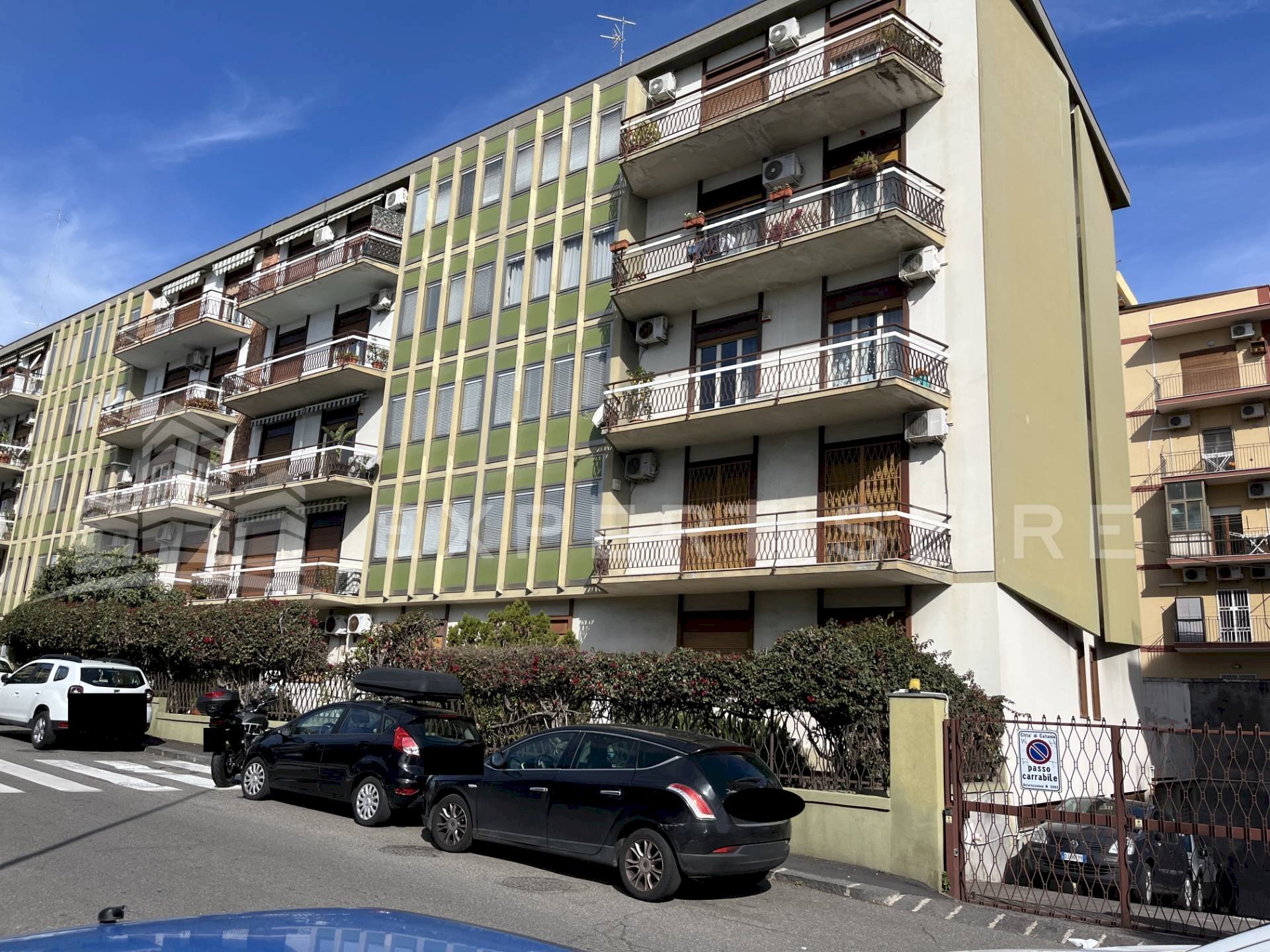 Foto 1 - Warehouse Via Siena
 
22-26, Catania - photo 1