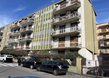 Foto 1 - Warehouse Via Siena
22-26, Catania - photo 1