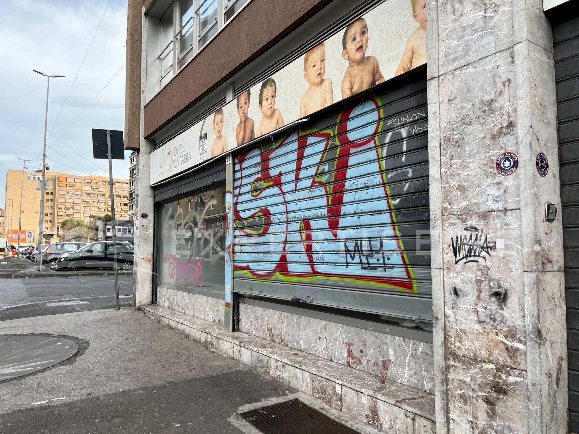 Foto 2 - Locale Commerciale Via Teocrito
 
54, Catania - foto 2