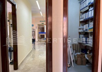 Foto 14 - Ufficio Via Garibaldi
 
1, Termini Imerese - foto 14