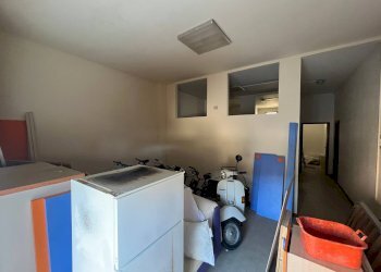 Foto 1 - Attività Commerciale via della repubblica
34, Santa Maria a Monte - foto 1