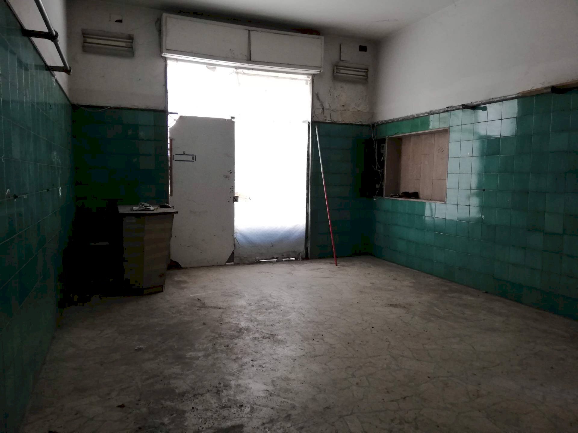 Foto 3 - Commercial Activity via carducci
 
12, Santa Croce sull'Arno - photo 3