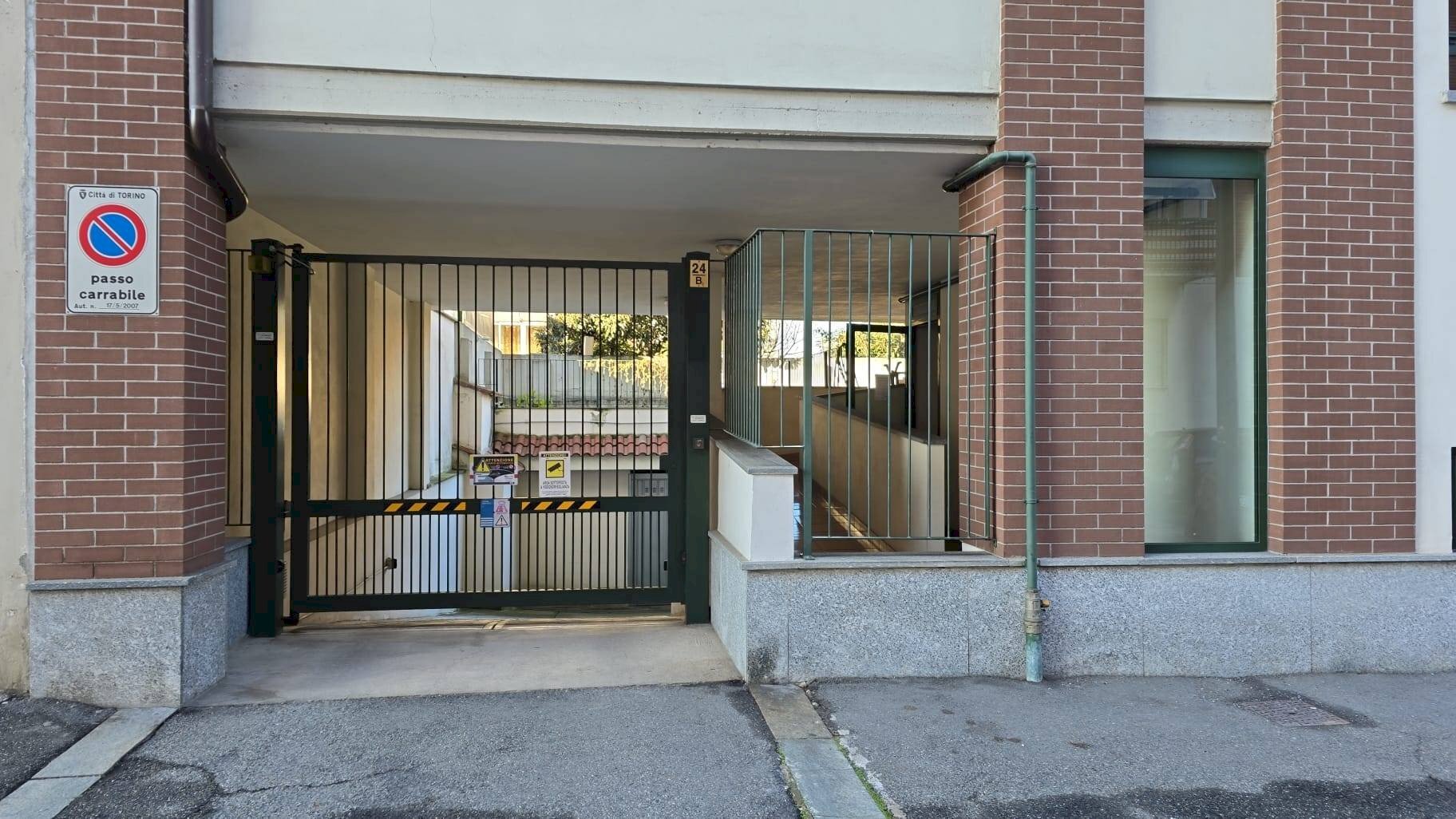 Foto 2 - Box Via Druento
 
24, Torino - foto 2