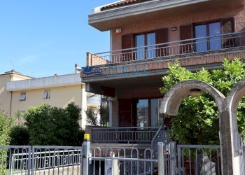Foto 1 - Villa a Schiera via Liri
 
snc, San Benedetto del Tronto - foto 1