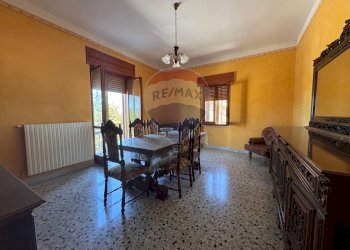 Sala da pranzo - Semi-detached house c.da Largo Zurlo
 
snc, Baranello - photo 10