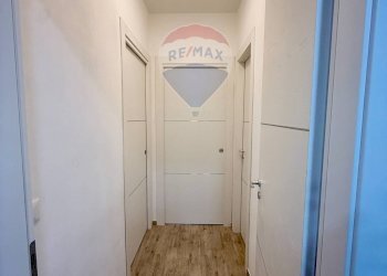 Hall / corridoio - Quadrilocale Corso dei Mille
 
1552, Palermo - foto 15