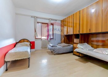 Camera / camera da letto - Appartamento Viale Stazione
 
62, Palagiano - foto 12