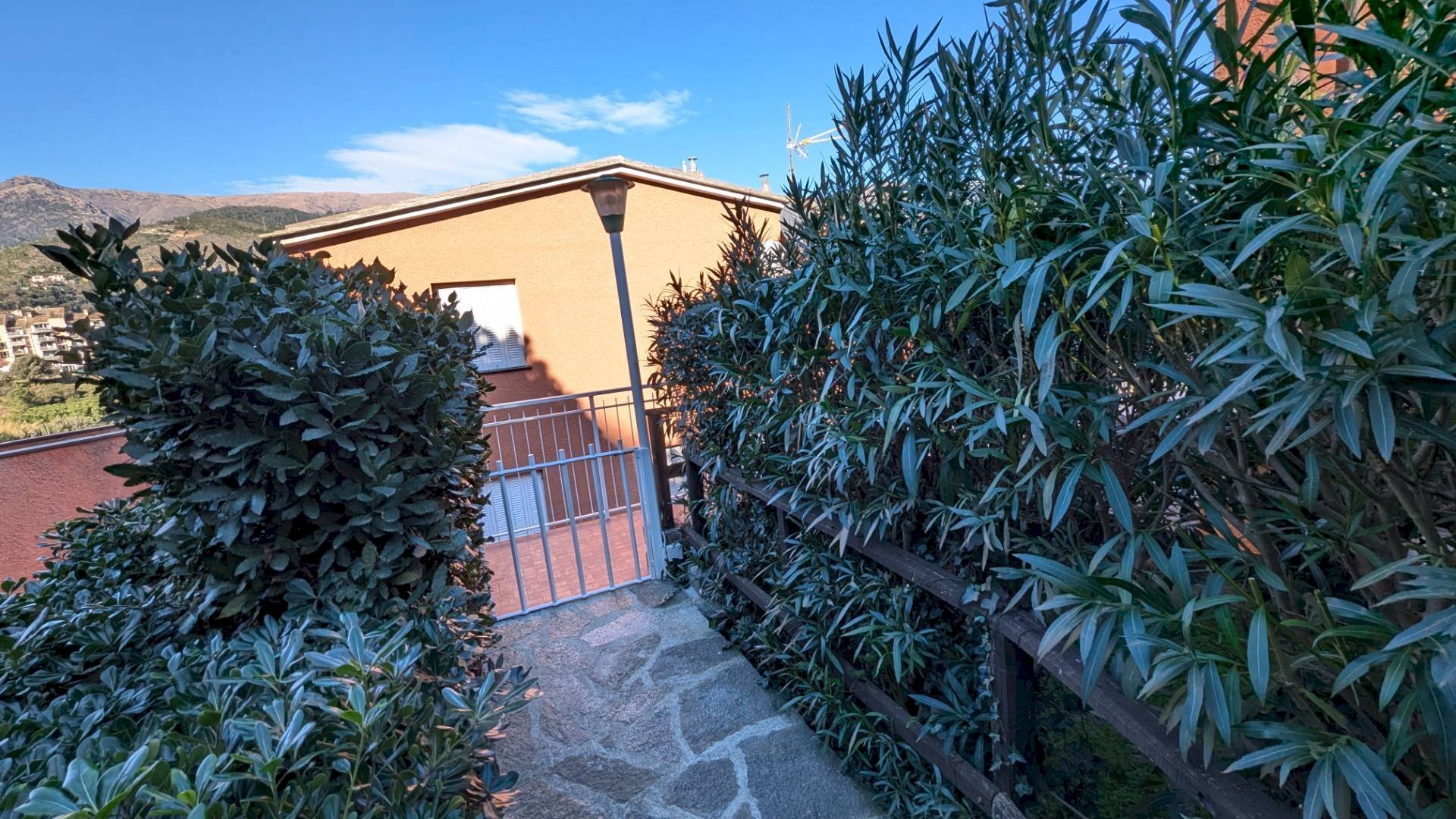 Foto 2 - Trilocale Via del Lucertolone
 
7, Arenzano - foto 2