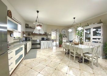 CUCINA - Casa indipendente Regione Montagnola, Acqui Terme - foto 2