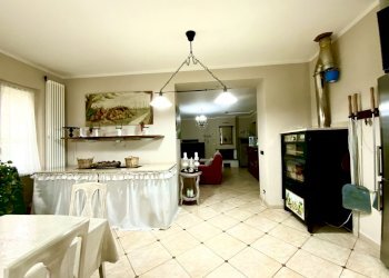 CUCINA - Casa indipendente Regione Montagnola, Acqui Terme - foto 6