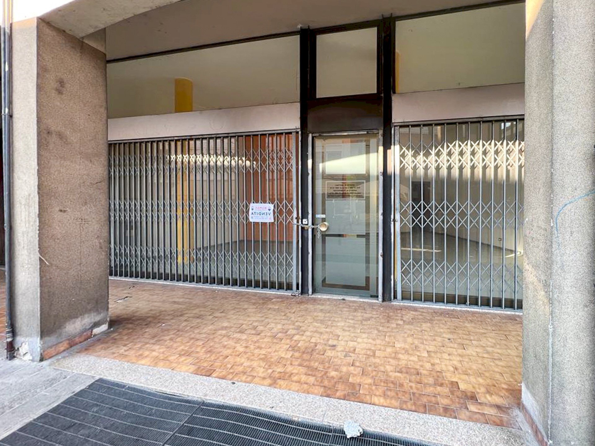 Foto 1 - Negozio via Largo Diaz
 
22, Pontoglio - foto 1