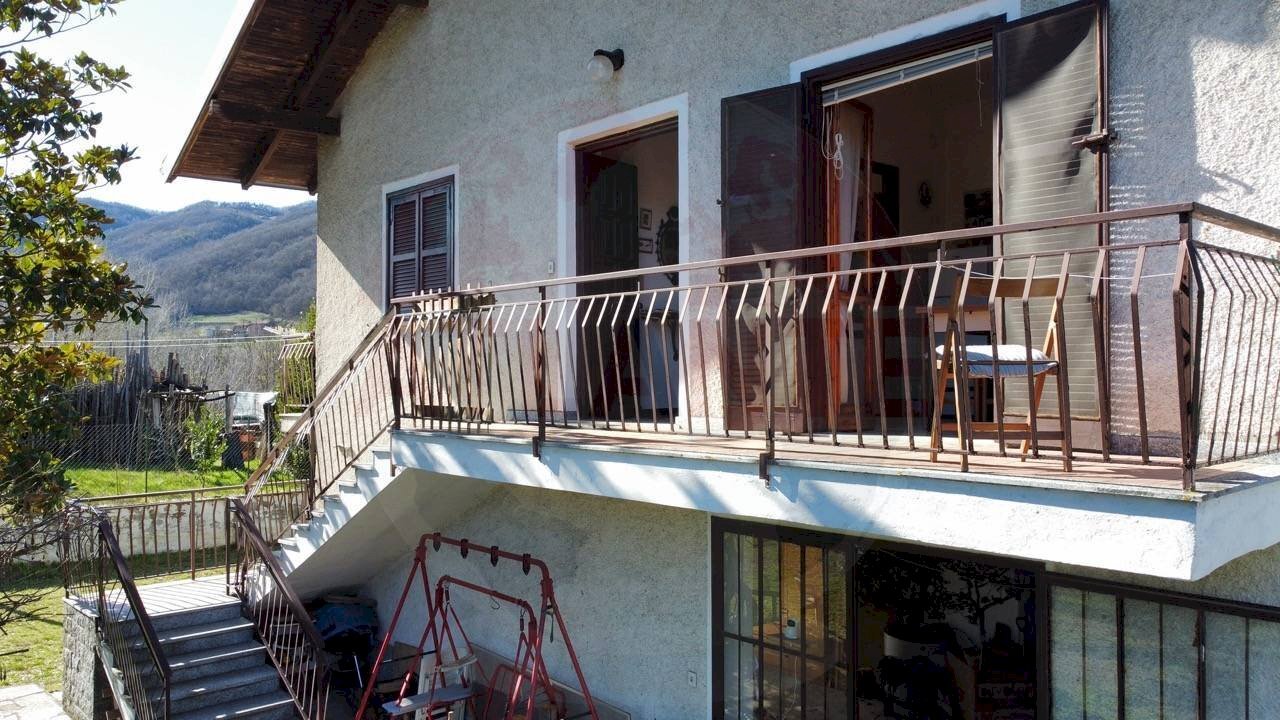 CASA - Casa semi indipendente Regione Isole
 
11, Ponti - foto 1