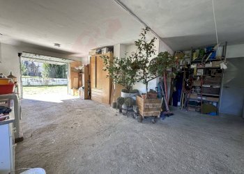 GARAGE - Casa semi indipendente Regione Isole
 
11, Ponti - foto 9