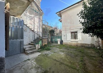 CORTILE - Bilocale Via Angela Casagrande
 
45, Acqui Terme - foto 21