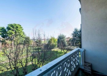 Foto 83 - Villa Via Papa Giovanni 23
 
14, Cavernago - photo 83