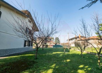 Foto 99 - Villa Via Papa Giovanni 23
 
14, Cavernago - photo 99