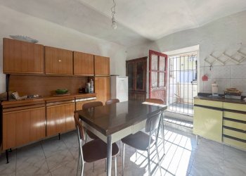 CUCINA - Casa semi indipendente Via Verdi
 
8, Cortemilia - foto 3