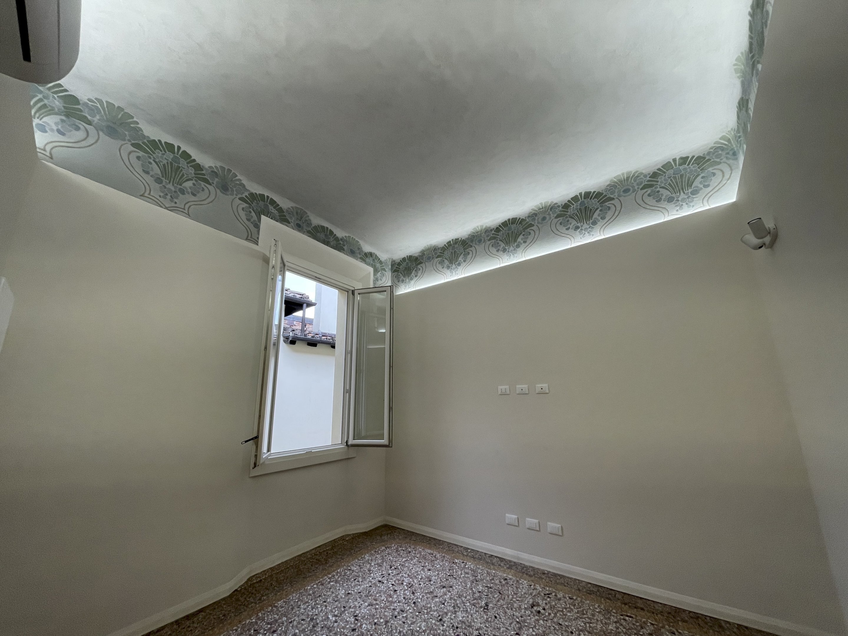 Commercial Premises Bologna (neighborhood Centro Storico) - photo 3