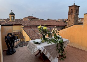 Attico Bologna (zona Centro Storico) - foto 1