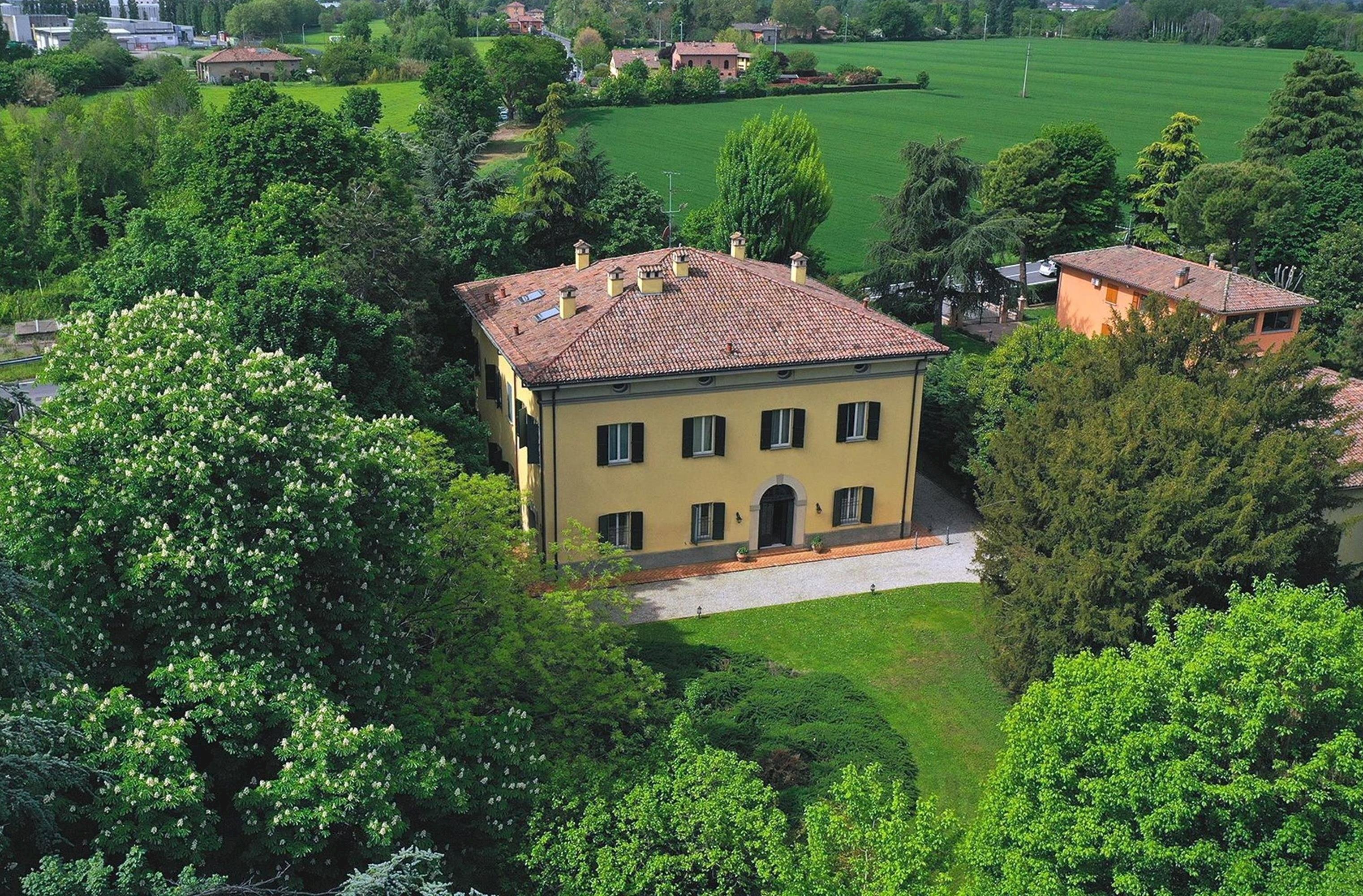 Villa Bologna (zona San Donato) - foto 1