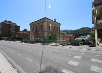 Foto 3 - Casa indipendente VIA CONA
 
15, Teramo - foto 3