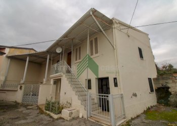 Foto 1 - Villa a Schiera Località Villa Gesso, Teramo - foto 1