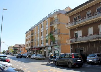 Foto 2 - Stabile - Palazzo Viale Crispi, Teramo - foto 2