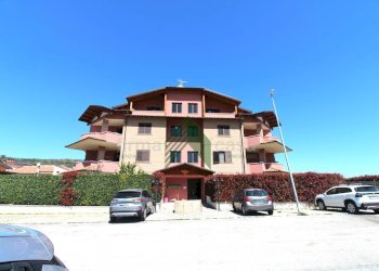 Foto 1 - Bilocale via Enzo Ferrari
 
2, Montorio al Vomano - foto 1