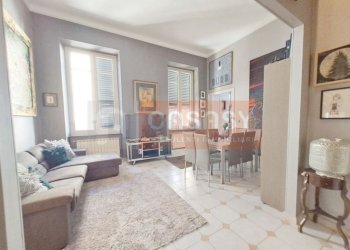 soggiorno - Quadrilocale Martiri della Libertà, Albenga - foto 5