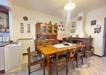 Foto 2 - Appartamento Vico a Porta Torlaro
 
23, Albenga - foto 2