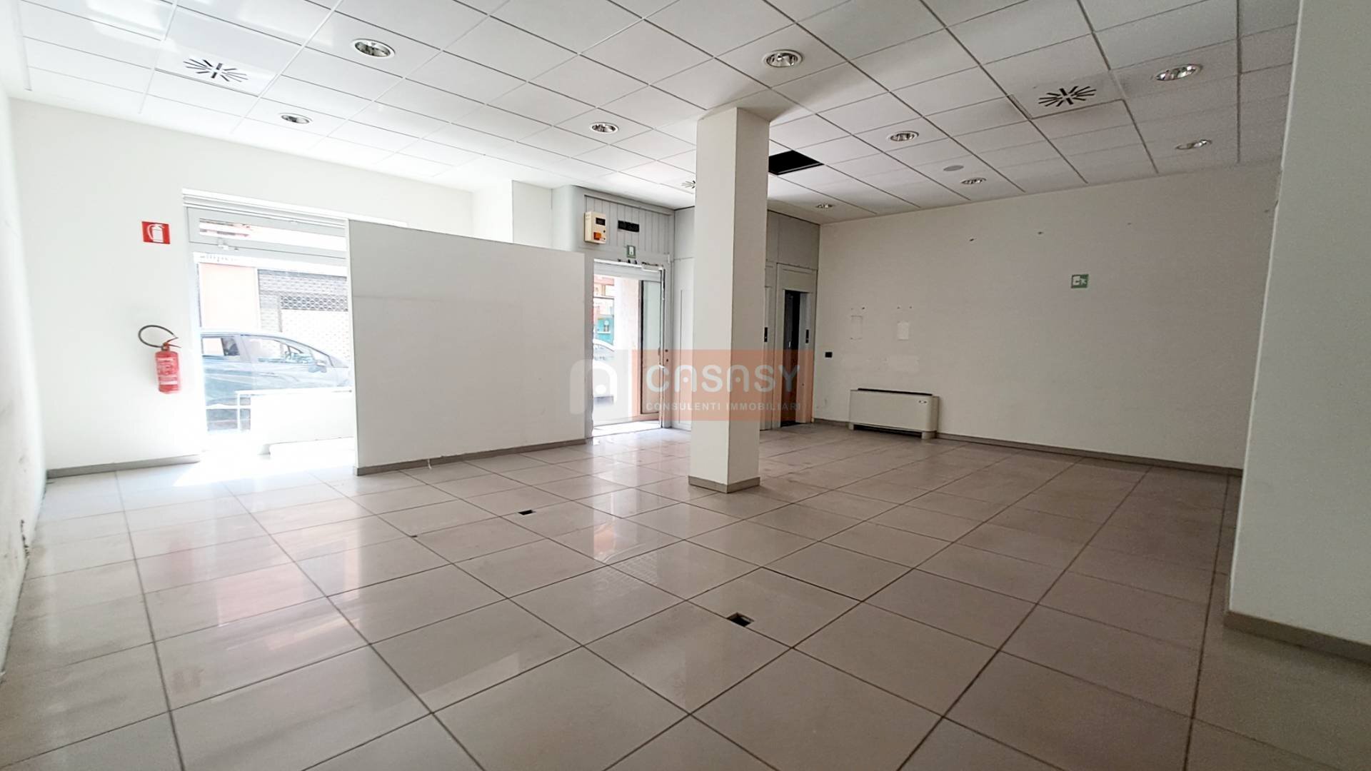 Foto 3 - Commercial Premises via Genova
 
91, Albenga - photo 3