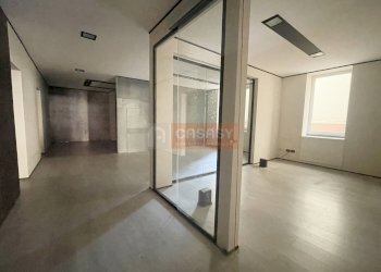 Foto 10 - Locale Commerciale Via Cesare Battisti, Albenga - foto 10