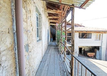 portico - Rustico via Formorone, Caprino Bergamasco - foto 15