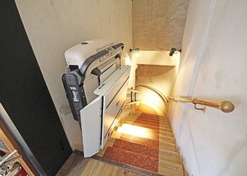 scale interne - Negozio via S. Orsola, Bergamo - foto 10