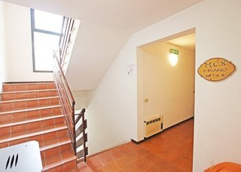 scale interne - Hotel via Cortivo, Foppolo - foto 18