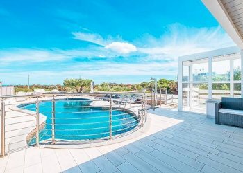 piscina - Villa via Ulivi, Pula - foto 1