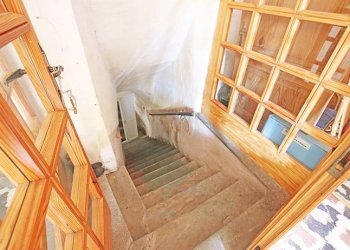 Scala interna - Hotel via arciprete figura, Vilminore di Scalve - foto 25