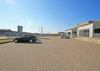 parcheggio - Negozio via Dei Termini, Osio Sopra - foto 2