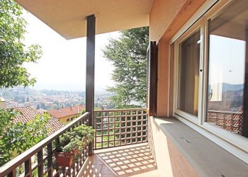 balcone - Villa via dei corni, Alzano Lombardo - foto 14