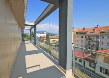 Terrazzo - Four-room apartment via corridoni
 
79, Bergamo - photo 4