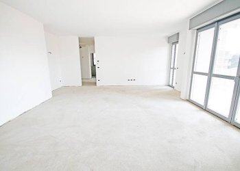Soggiorno - Four-room apartment via corridoni
 
79, Bergamo - photo 6
