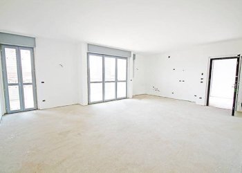 Soggiorno - Four-room apartment via corridoni
 
79, Bergamo - photo 7