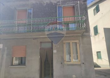 Foto 2 - Casa indipendente via Carlo Alberto
 
30-32, Lentella - foto 2