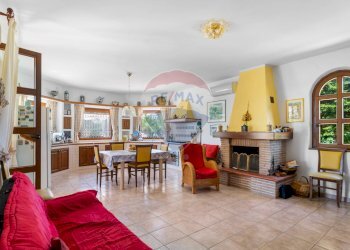 Foto 4 - Villa via San Berardino
 
28, Monteodorisio - foto 4