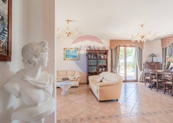 Foto 45 - Villa via San Berardino
 
28, Monteodorisio - foto 45