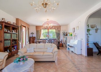 Foto 48 - Villa via San Berardino
 
28, Monteodorisio - foto 48
