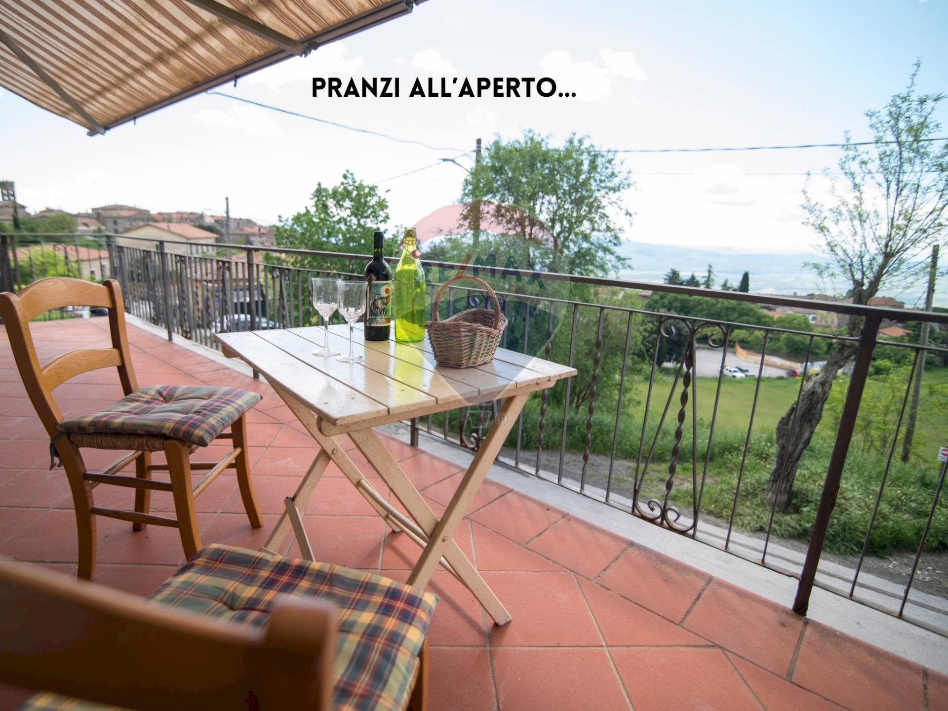 TERRAZZA CON VISTA PANORAMICA - Casa indipendente VIA DELL'ORFANOTROFIO
 
42, Roccastrada - foto 2